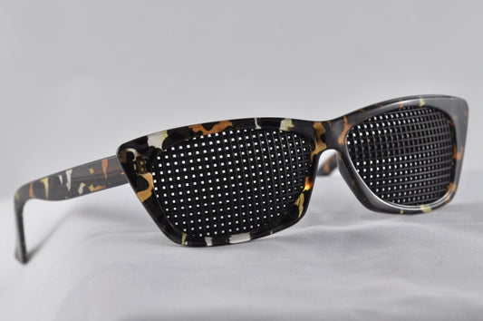 Brown Pyramid Glasses - United Kingdom